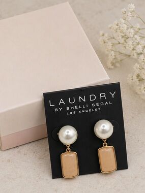 Laundry by Shelli Segal Faux Pearl & Blush Rectangle Drop Earrings (LR111/5)